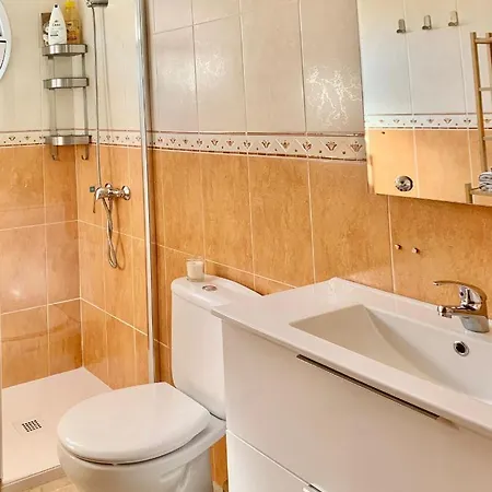 Appartamento Confortable En Pueblo Costero *